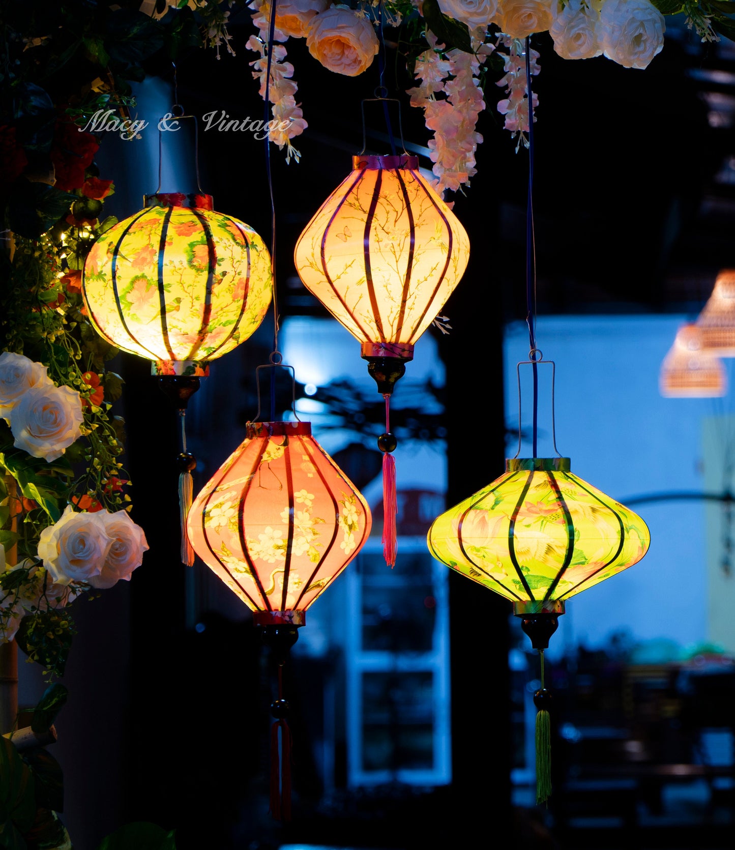 4 Pcs Hoi An Waterproof Lanterns 35cm Decorative Outdoor Lantern Set